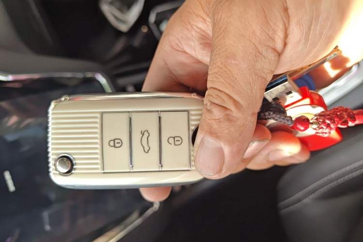 Used Roewe i6 2017 20T Automatic Internet Smart Edition Vehicle Key