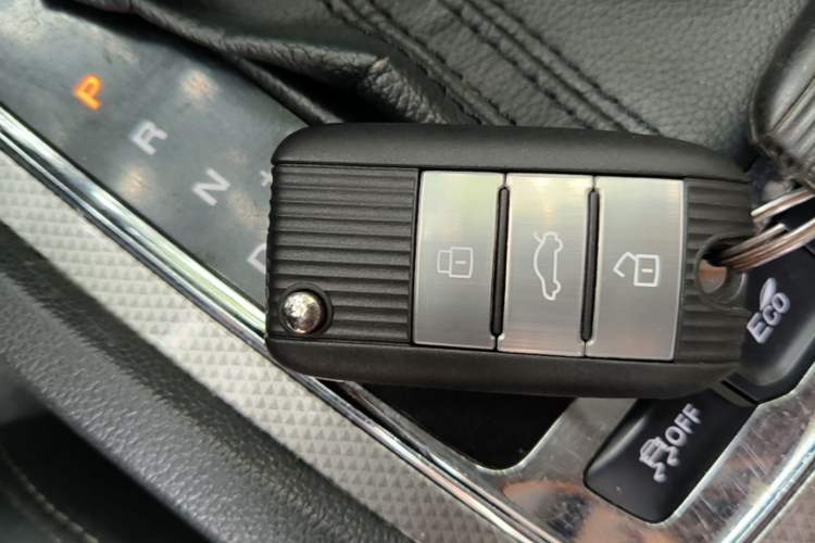 Used Roewe i6 2017 20T Automatic Internet Smart Edition Vehicle Key
