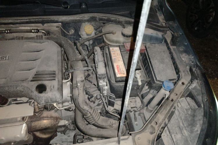 Used Roewe i6 2017 20T Manual Luxury Edition Engine Bay Left