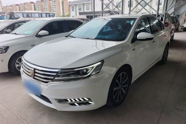 Ojetý Roewe i6 2017 20T Automatic Internet ZhiZun Edition