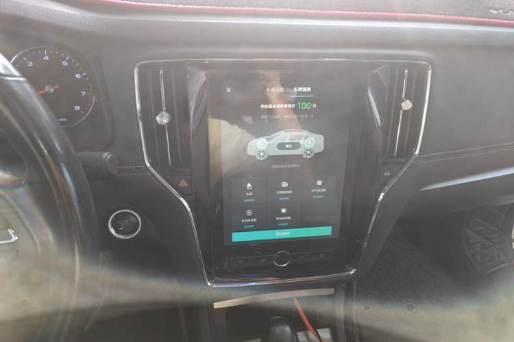 Used Roewe i6 2017 20T Automatic Internet Smart Edition Audio And AC Panel