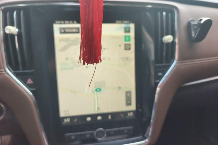 Used Roewe i6 2017 20T Automatic Internet ZhiZun Edition Audio And AC Panel