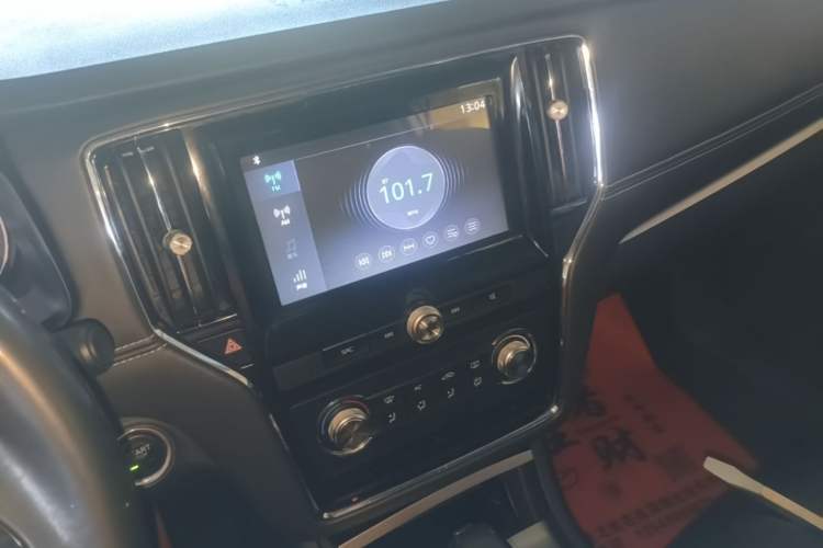 Used Roewe i6 2017 20T Automatic Flagship Edition Audio And AC Panel
