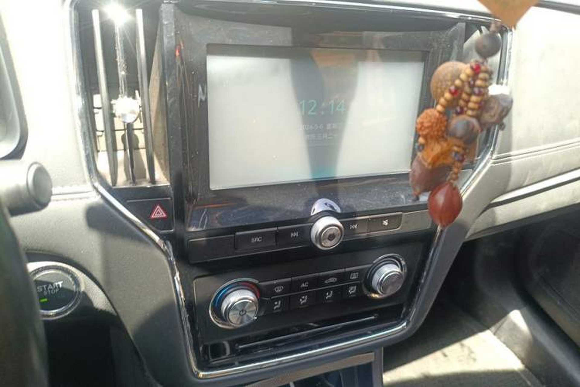 Used Roewe i6 2017 20T Automatic Flagship Edition Audio And AC Panel