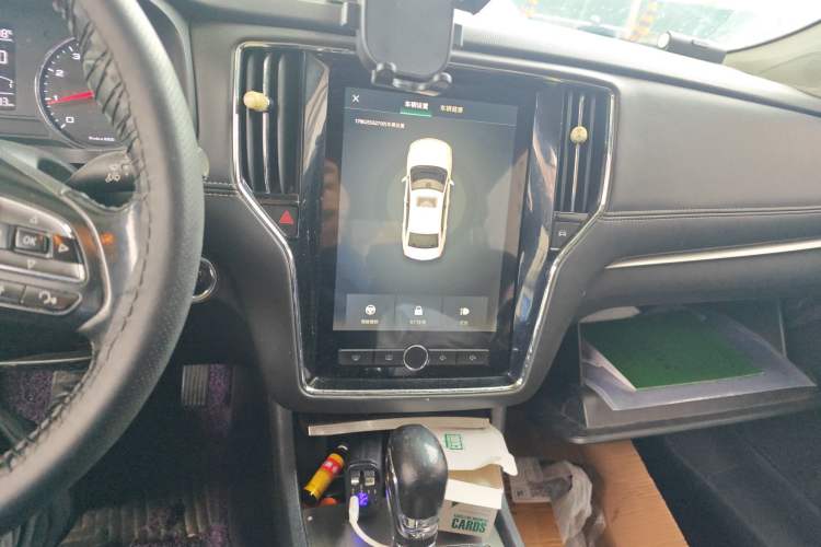 Used Roewe i6 2017 20T Automatic Internet Smart Edition Audio And AC Panel
