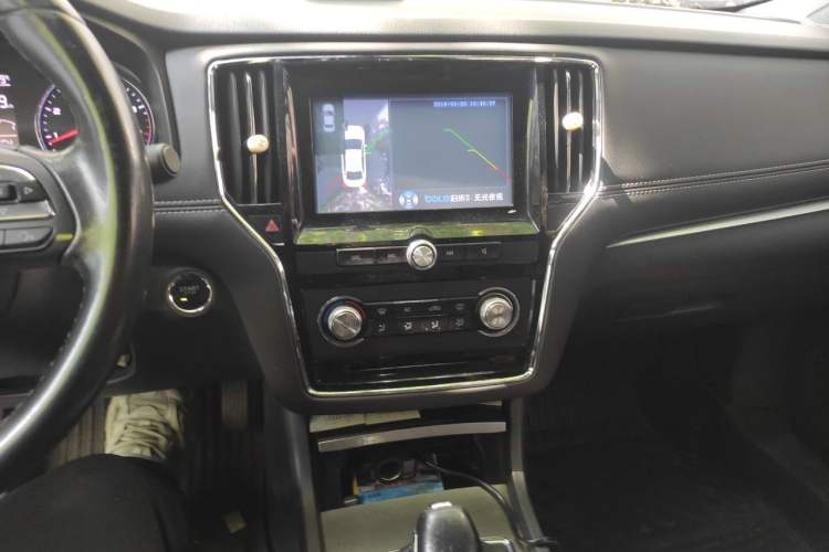 Used Roewe i6 2017 20T Automatic Flagship Edition Audio And AC Panel
