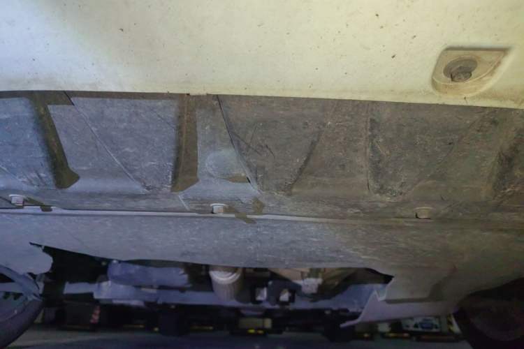 Used Roewe i6 2017 20T Automatic Internet Smart Edition Chassis Front