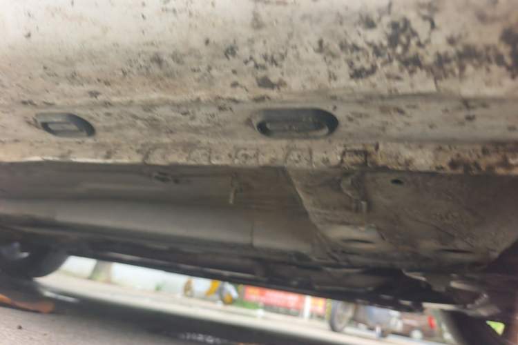 Used Roewe i6 2017 20T Automatic Internet ZhiZun Edition Chassis Front Right