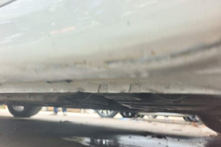 Used Roewe i6 2017 20T Automatic Internet ZhiZun Edition Chassis Rear Left