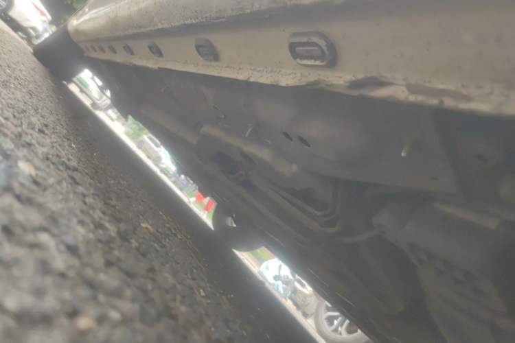 Used Roewe i6 2017 20T Automatic Flagship Edition Chassis Rear Left
