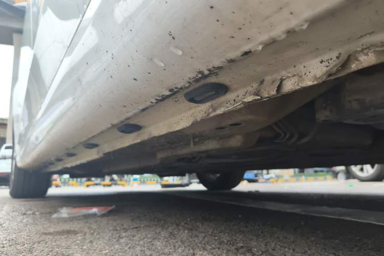 Used Roewe i6 2017 20T Automatic Internet Smart Edition Chassis Rear Left