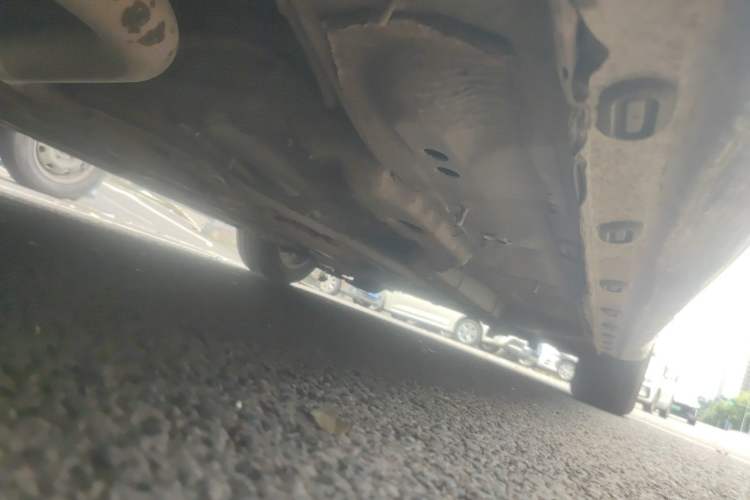 Used Roewe i6 2017 20T Automatic Flagship Edition Chassis Rear Right
