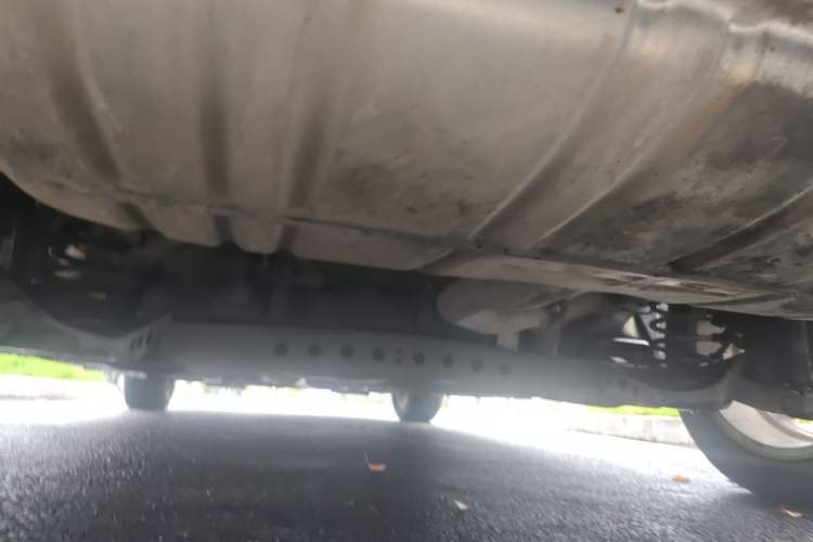 Used Roewe i6 2017 20T Automatic Internet Smart Edition Chassis Rear