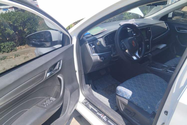 Used Roewe i6 2017 20T Automatic Internet Smart Edition Driver Seat