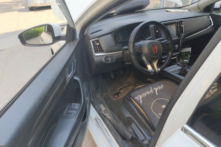 Used Roewe i6 2017 20T Manual Luxury Edition Driver Seat
