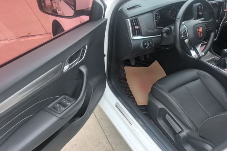Used Roewe i6 2017 20T Manual Luxury Edition Driver Seat