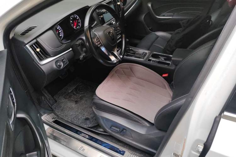 Used Roewe i6 2017 20T Automatic Flagship Edition Driver Seat