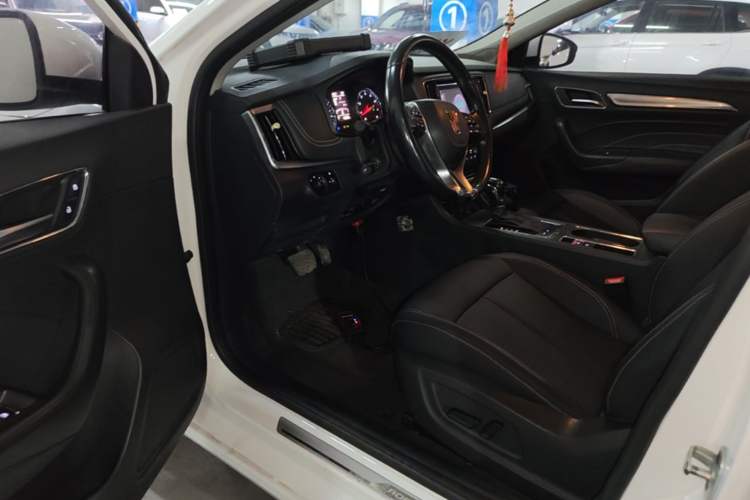Used Roewe i6 2017 20T Automatic Flagship Edition Driver Seat