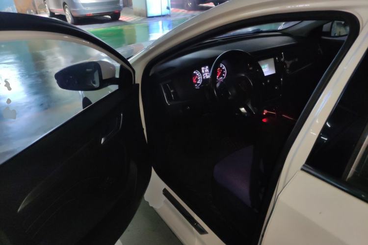 Used Roewe i6 2017 20T Automatic Flagship Edition Driver Seat