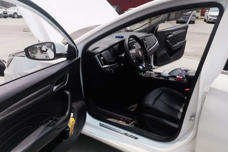 Used Roewe i6 2017 20T Automatic Internet Smart Edition Driver Seat