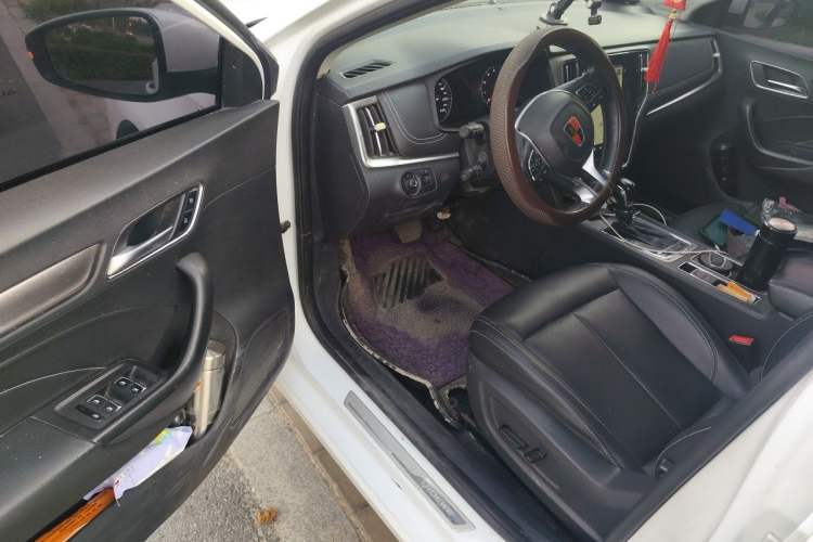 Used Roewe i6 2017 20T Automatic Internet Smart Edition Driver Seat