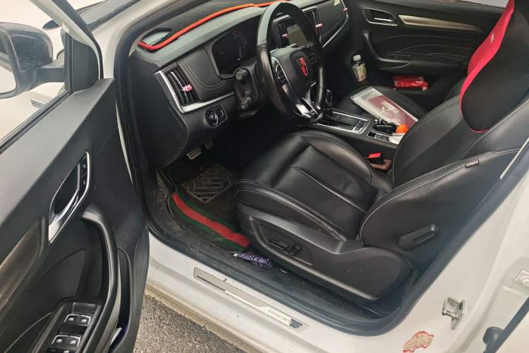 Used Roewe i6 2017 20T Automatic Internet ZhiZun Edition Driver Seat