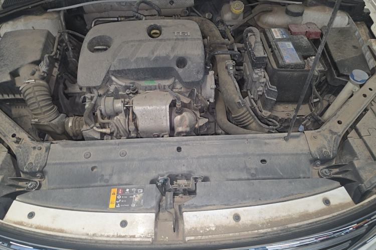 Used Roewe i6 2017 16T Manual Luxury Edition Engine Bay