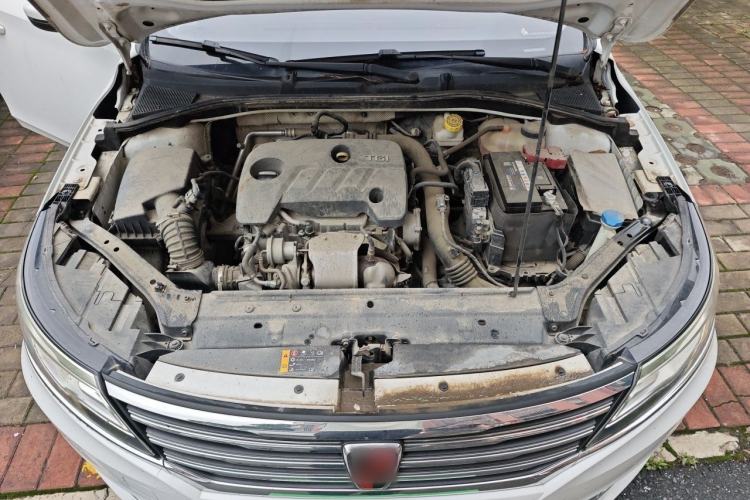 Used Roewe i6 2017 16T Automatic Flagship Edition Engine Bay
