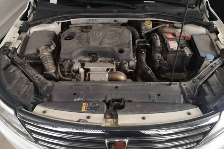 Used Roewe i6 2017 20T Automatic Flagship Edition Engine Bay