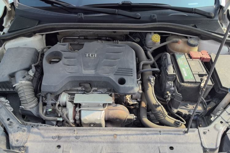 Used Roewe i6 2017 20T Automatic Internet Smart Edition Engine Bay