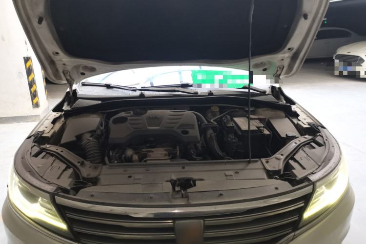 Used Roewe i6 2017 20T Automatic Flagship Edition Engine Bay