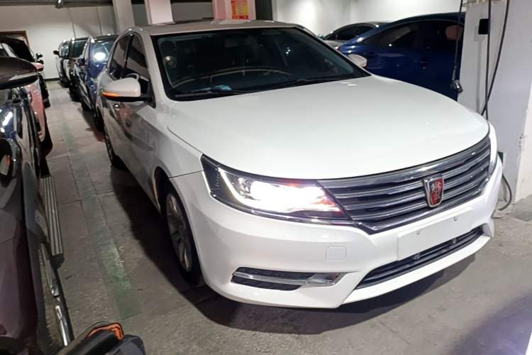 Used Roewe i6 2017 20T Automatic Internet Smart Edition Exterior 1
