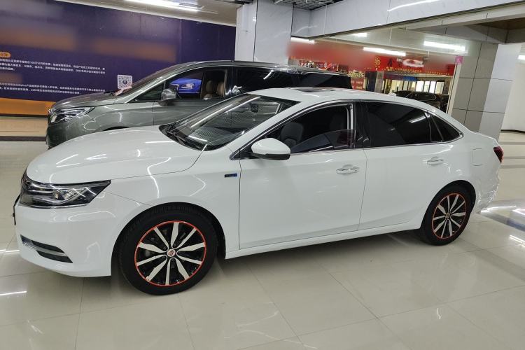 Used Roewe i6 2017 20T Automatic Internet ZhiZun Edition Exterior 3
