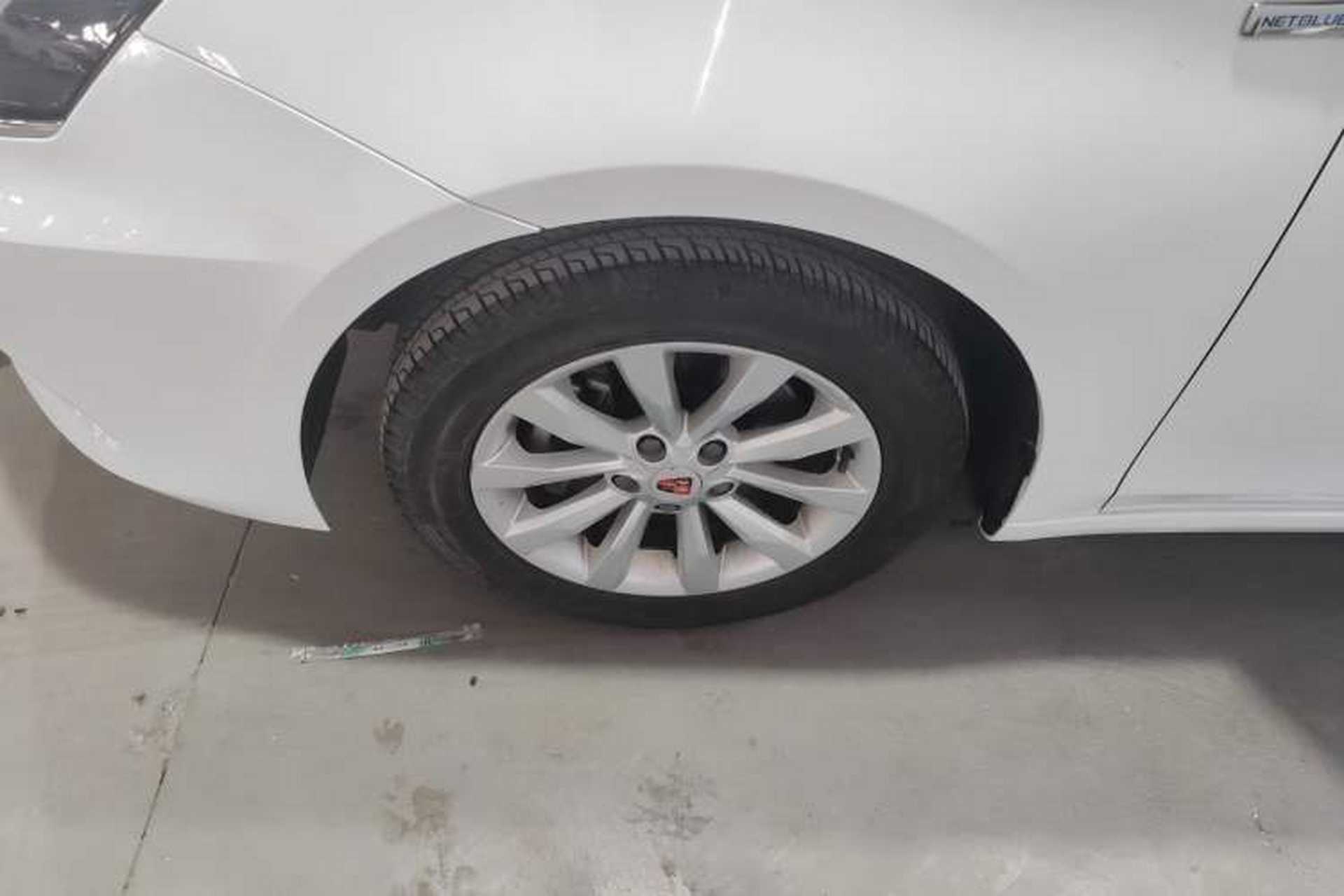 Used Roewe i6 2017 20T Manual Luxury Edition Exterior 4