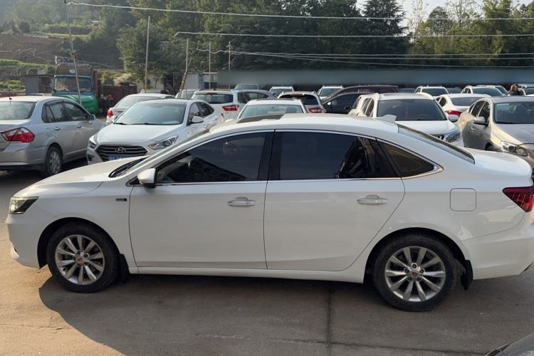 Used Roewe i6 2017 20T Automatic Internet Smart Edition Exterior 5