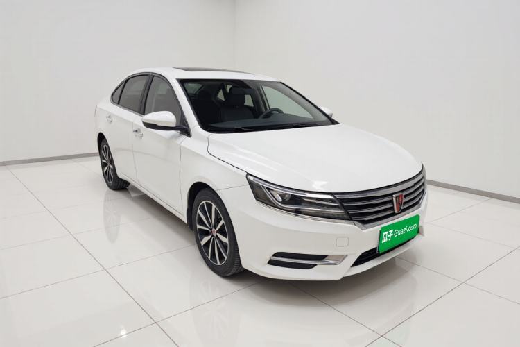 Used Roewe i6 2017 20T Automatic Internet ZhiZun Edition Front Right 45 Deg