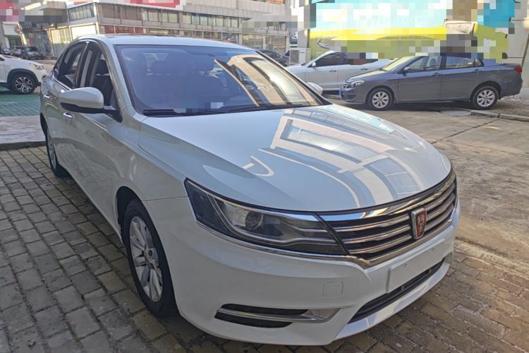 Used Roewe i6 2017 20T Automatic Internet Smart Edition Front Right 45 Deg