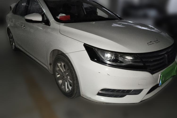 Used Roewe i6 2017 20T Automatic Internet Smart Edition Front Right 45 Deg