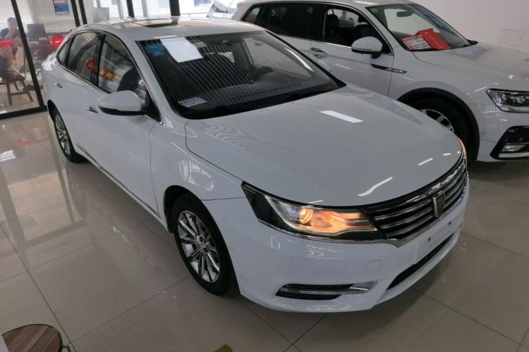 Used Roewe i6 2017 20T Automatic Internet Smart Edition Front Right 45 Deg