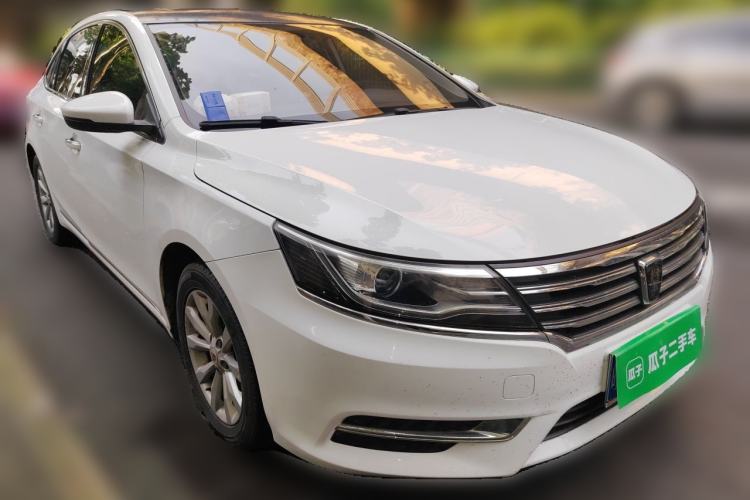 Used Roewe i6 2017 20T Automatic Flagship Edition Front Right 45 Deg
