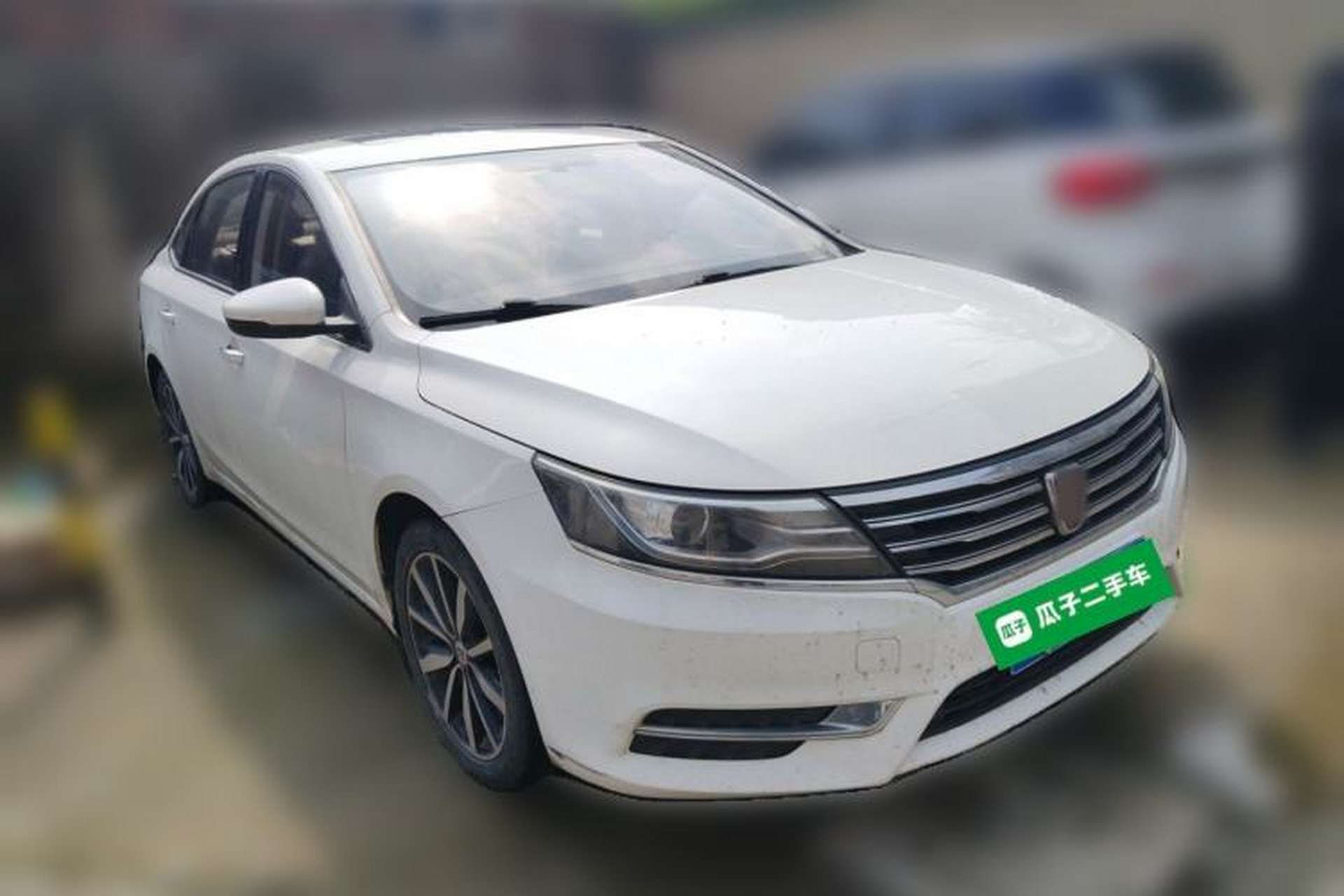 Used Roewe i6 2017 20T Automatic Internet ZhiZun Edition Front Right 45 Deg