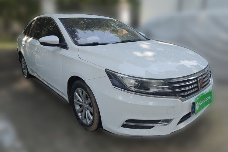 Used Roewe i6 2017 16T Automatic Connected Smart Edition Front Right 45 Deg