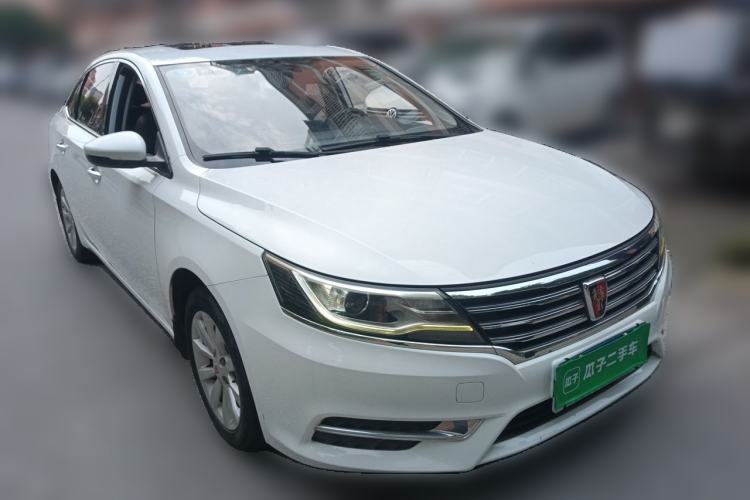 Used Roewe i6 2017 20T Automatic Internet Smart Edition Front Right 45 Deg