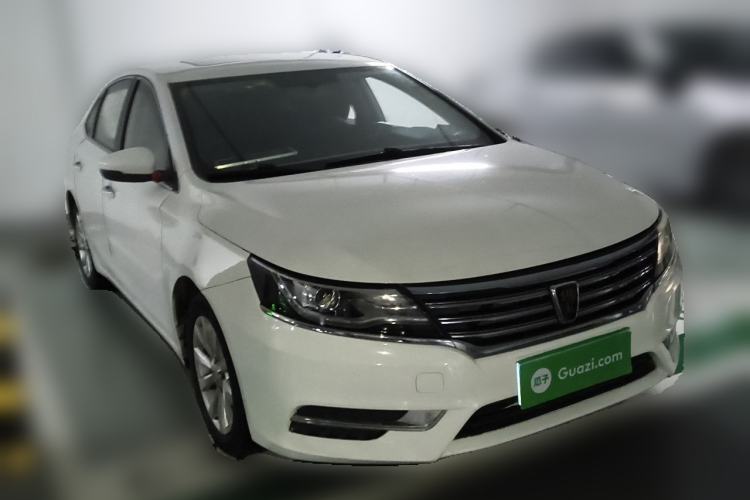 Used Roewe i6 2017 20T Automatic Flagship Edition Front Right 45 Deg