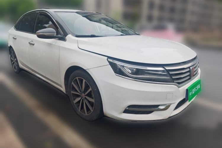 Used Roewe i6 2017 20T Automatic Internet ZhiZun Edition Front Right 45 Deg