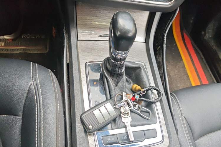 Used Roewe i6 2017 20T Automatic Internet ZhiZun Edition Gear Lever
