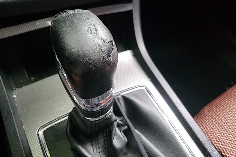 Used Roewe i6 2017 20T Automatic Internet Smart Edition Gear Lever