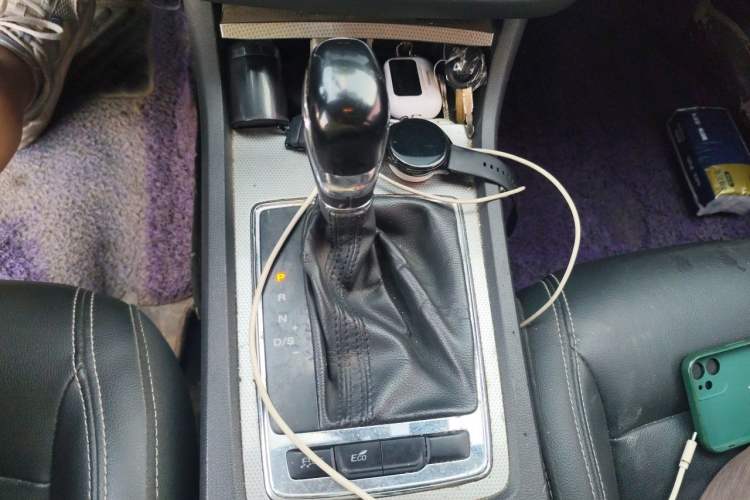 Used Roewe i6 2017 20T Automatic Internet Smart Edition Gear Lever