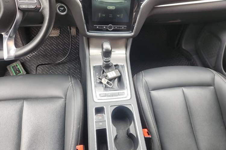Used Roewe i6 2017 20T Automatic Internet Smart Edition Gear Lever