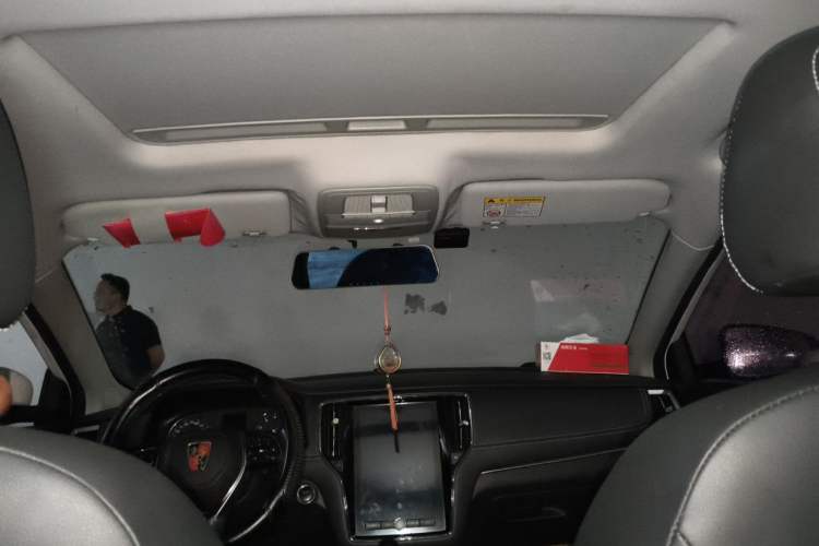 Used Roewe i6 2017 20T Automatic Internet Smart Edition Headliner